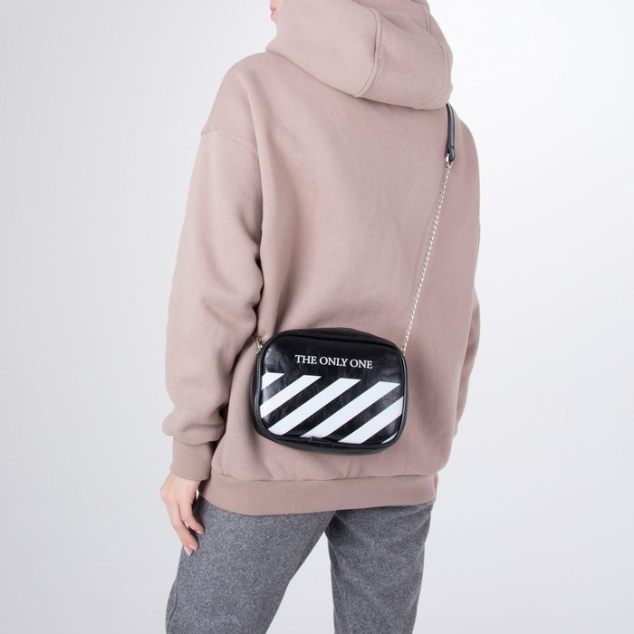 Сумка женская The only one 19х6х14, отд на молнии, длин ремень цепочка, цвет чёрный
Сумка женская The only one 19х6х14, отд на молнии, длин ремень цепочка, цвет чёрный