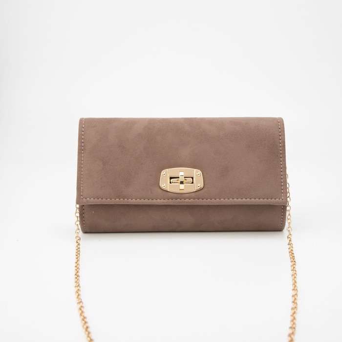 Сумка-клатч на клапане, длинная цепь, цвет коричневый
Сумка-клатч на клапане, длинная цепь, цвет коричневый