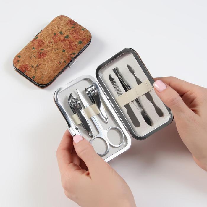 Набор маникюрный в футляре из пробкового материала «Розы», 6 предметов
Набор маникюрный в футляре из пробкового материала «Розы», 6 предметов