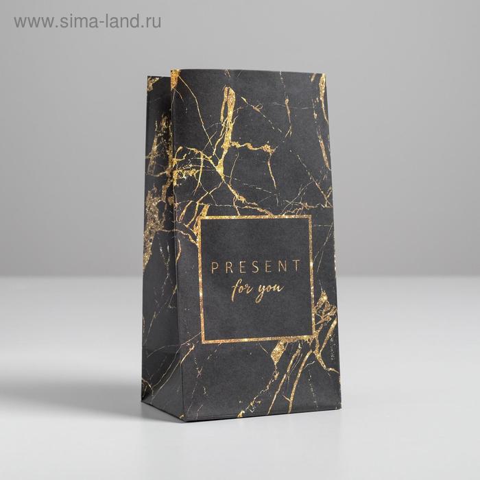 Пакет подарочный без ручек «Present for you», 10 × 19.5 × 7 см
Пакет подарочный без ручек «Present for you», 10 × 19.5 × 7 см
