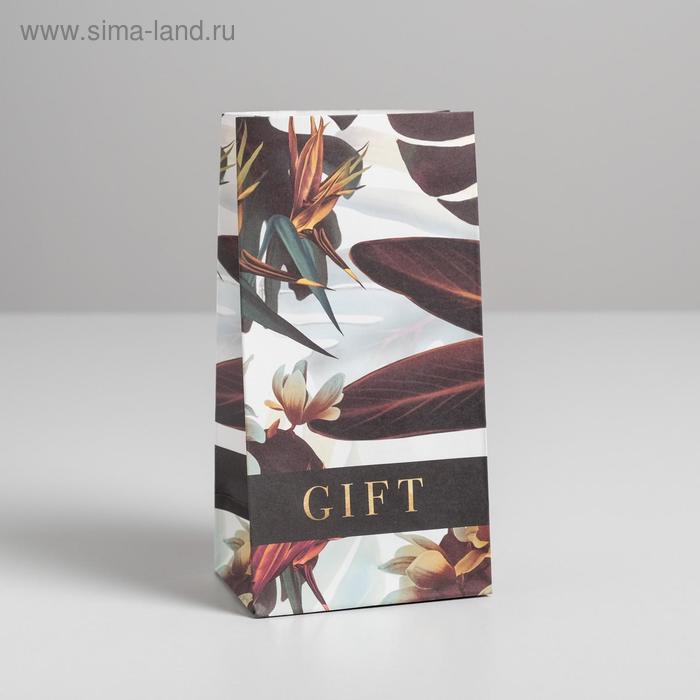 Пакет подарочный без ручек Gift, 10 × 19.5 × 7 см
Пакет подарочный без ручек Gift, 10 × 19.5 × 7 см