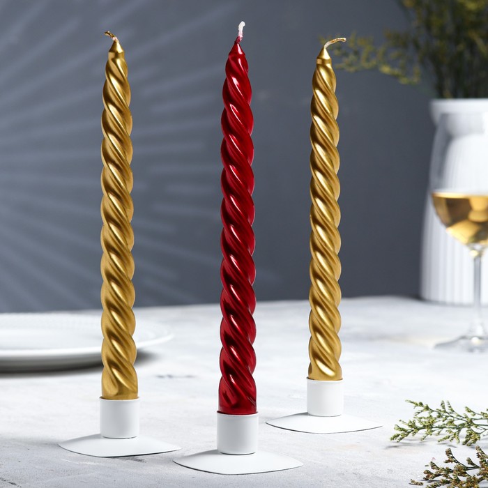 Набор свечей витых золотой, красный металлик, 3 штуки
Набор свечей витых золотой, красный металлик, 3 штуки