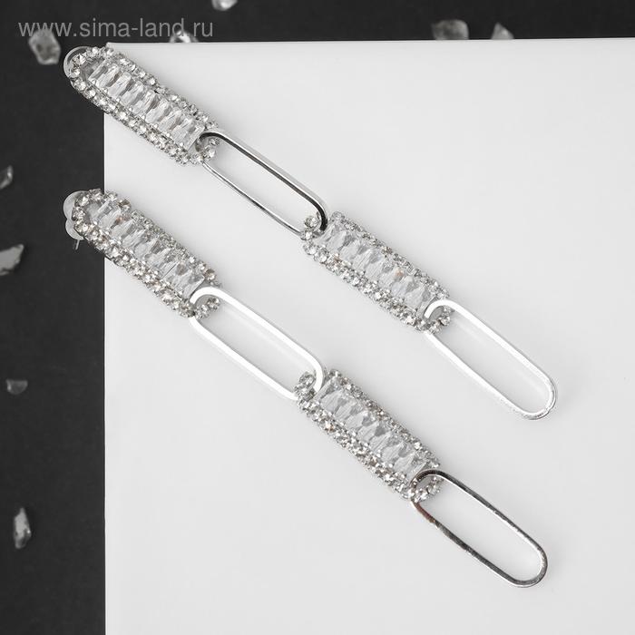 Серьги со стразами "Искры" два овала, цвет белый в серебре
Серьги со стразами "Искры" два овала, цвет белый в серебре