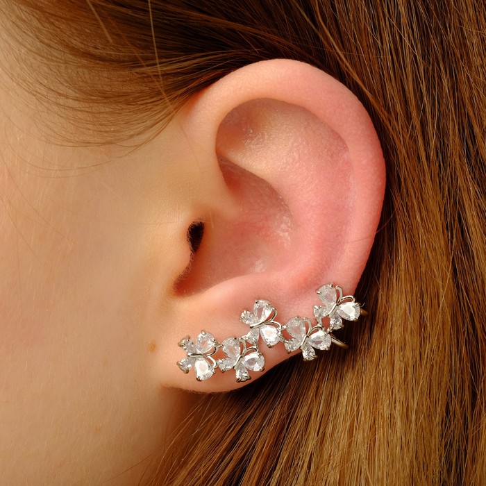 Серьга "Каффы" бабочки, цвет белый в серебре
Серьга "Каффы" бабочки, цвет белый в серебре