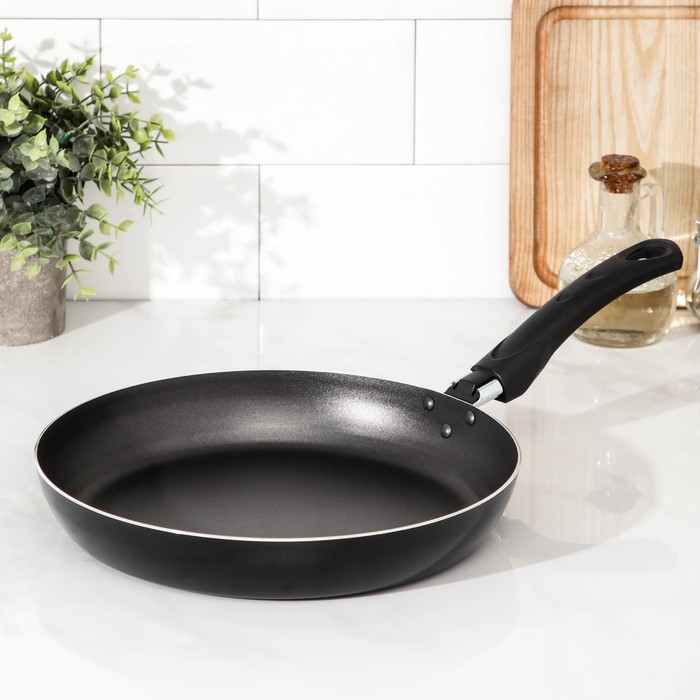 Сковорода Consul, d=26 см, пластиковая ручка, антипригарное покрытие, цвет чёрный
Сковорода Consul, d=26 см, пластиковая ручка, антипригарное покрытие, цвет чёрный