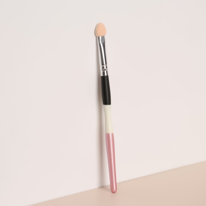 Аппликатор для теней, 13 см, разноцветный
Аппликатор для теней, 13 см, разноцветный