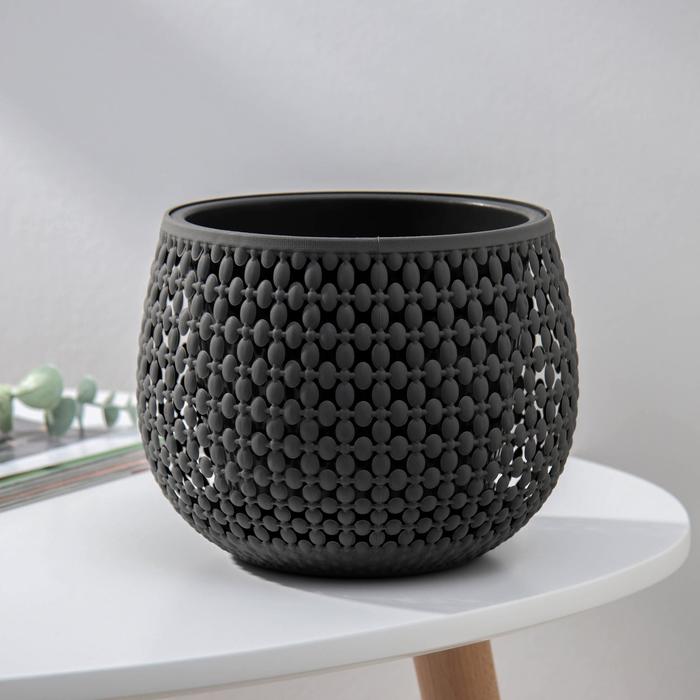 Кашпо со вставкой «Пирула», 1,5 л, цвет графитовый
Кашпо со вставкой «Пирула», 1,5 л, цвет графитовый