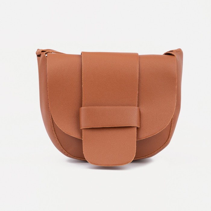 Сумка-мессенджер на клапане, длинный ремень, цвет коричневый
Сумка-мессенджер на клапане, длинный ремень, цвет коричневый