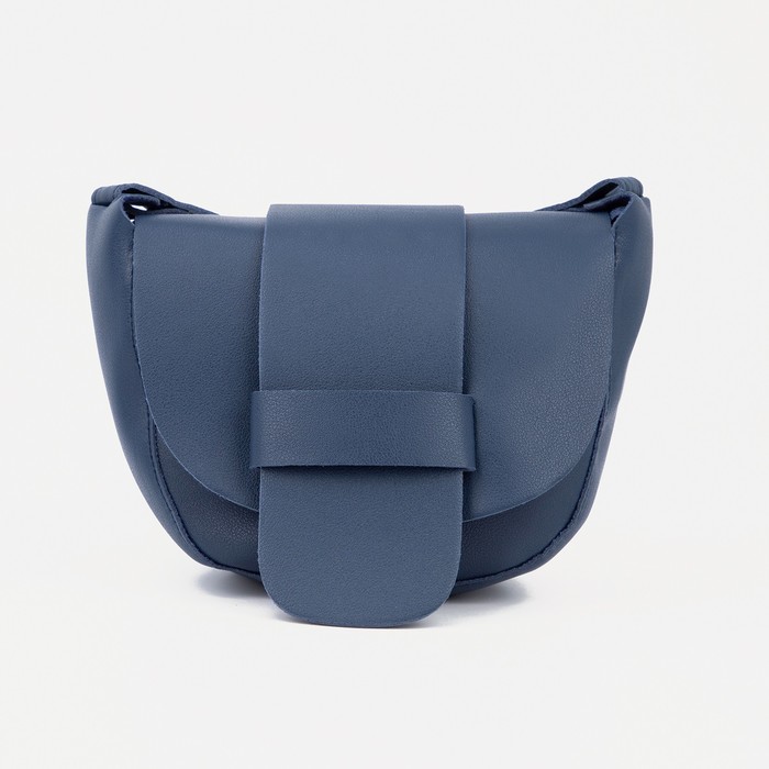 Сумка-мессенджер на клапане, длинный ремень, цвет синий
Сумка-мессенджер на клапане, длинный ремень, цвет синий