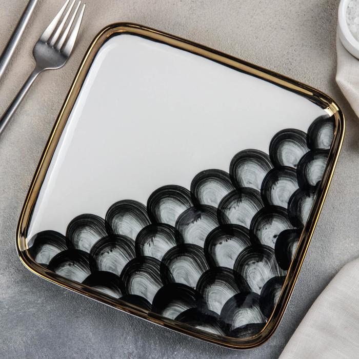 Тарелка квадратная Black style, 21×2,5 см
Тарелка квадратная Black style, 21×2,5 см