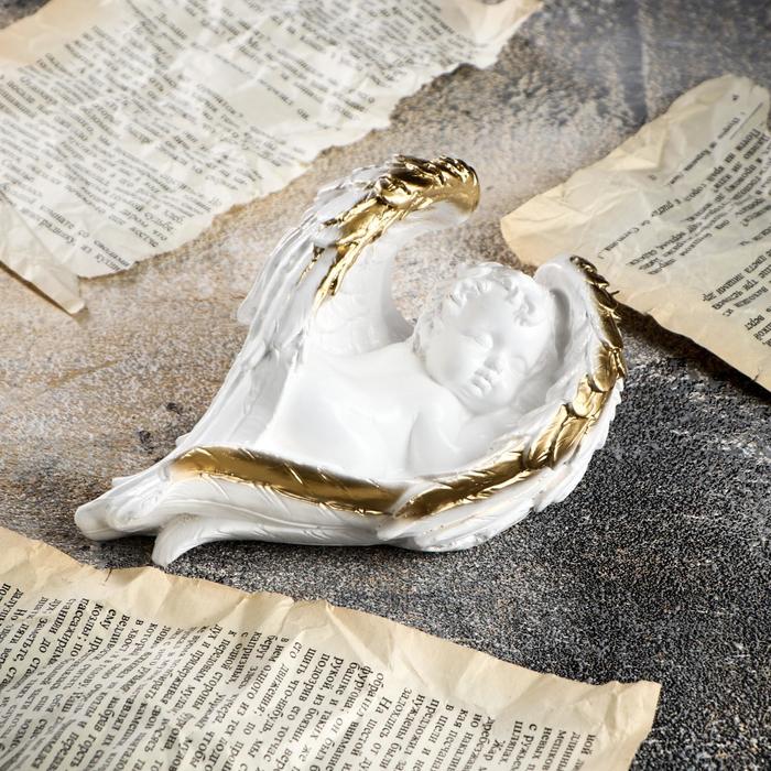 Статуэтка "Ангел в крыле", бело-золотая, 9 см
Статуэтка "Ангел в крыле", бело-золотая, 9 см