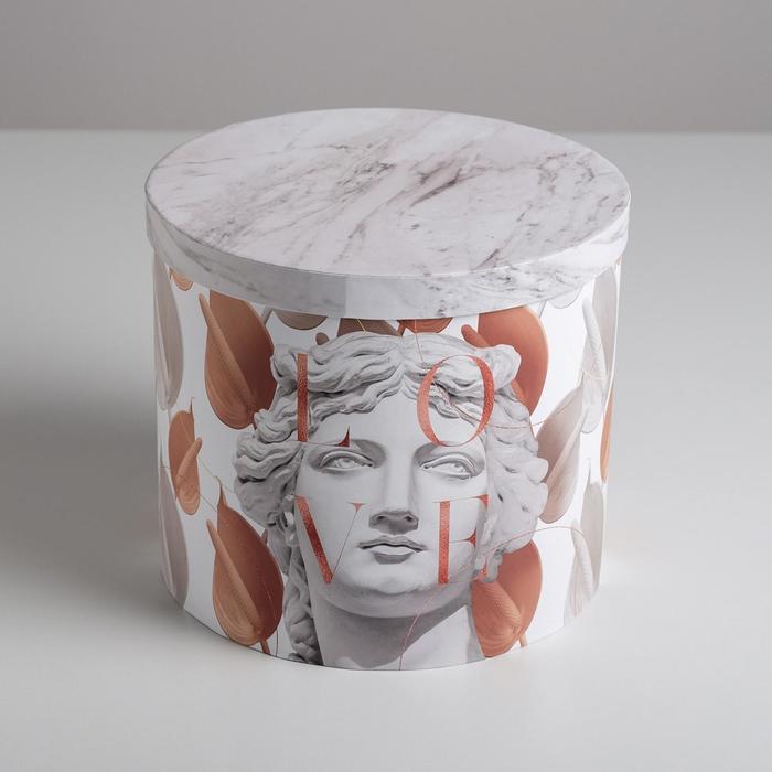 Коробка подарочная круглая «Любовь», 19,5 × 22 см
Коробка подарочная круглая «Любовь», 19,5 × 22 см