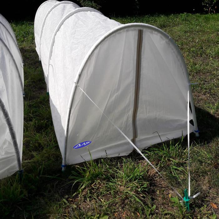 Парник прошитый, длина 6 м, 6 дуг из пластика, дуга L = 2 м, d = 20 мм, спанбонд 60 г/м², на молнии, «Ананас»
Парник прошитый, длина 6 м, 6 дуг из пластика, дуга L = 2 м, d = 20 мм, спанбонд 60 г/м², на молнии, «Ананас»