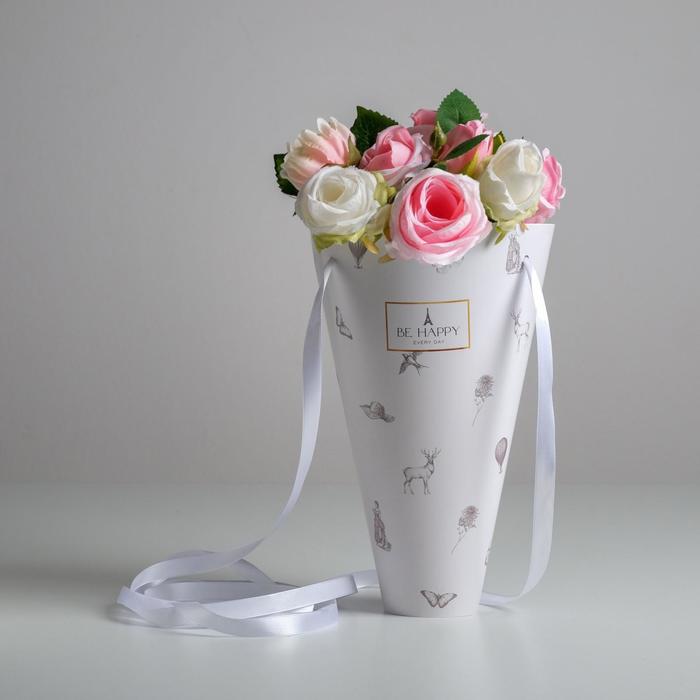 Конверт‒конус для цветов Be happy, 24 × 27 см
Конверт‒конус для цветов Be happy, 24 × 27 см