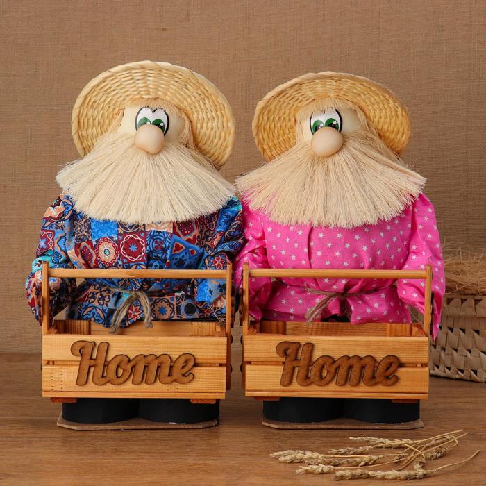 Оберег - домовой "Иваныч с ящиком", h = 40 см, микс
Оберег - домовой "Иваныч с ящиком", h = 40 см, микс