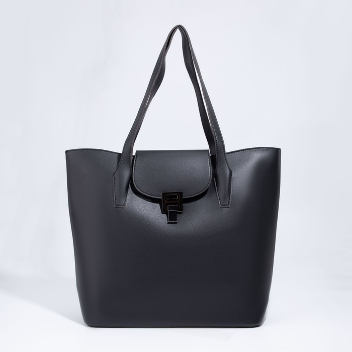 Сумка-тоут на молнии, цвет чёрный
Сумка-тоут на молнии, цвет чёрный