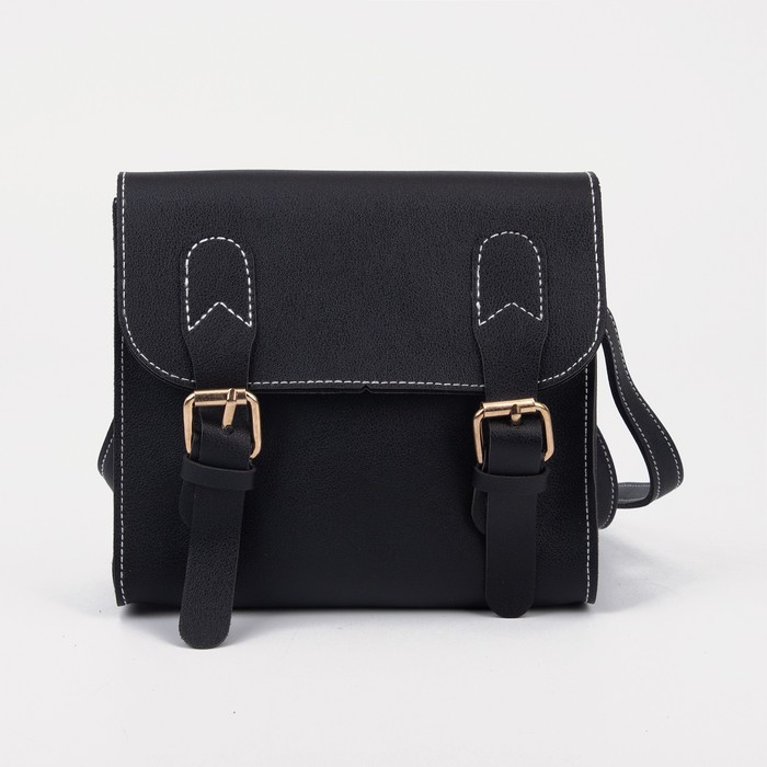 Сумка-мессенджер на клапане, длинный ремень, цвет чёрный
Сумка-мессенджер на клапане, длинный ремень, цвет чёрный