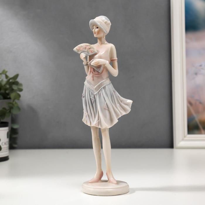 Сувенир полистоун "Девушка в наряде 40-х годов, с веером"24,5х7х7,5 см
Сувенир полистоун "Девушка в наряде 40-х годов, с веером"24,5х7х7,5 см