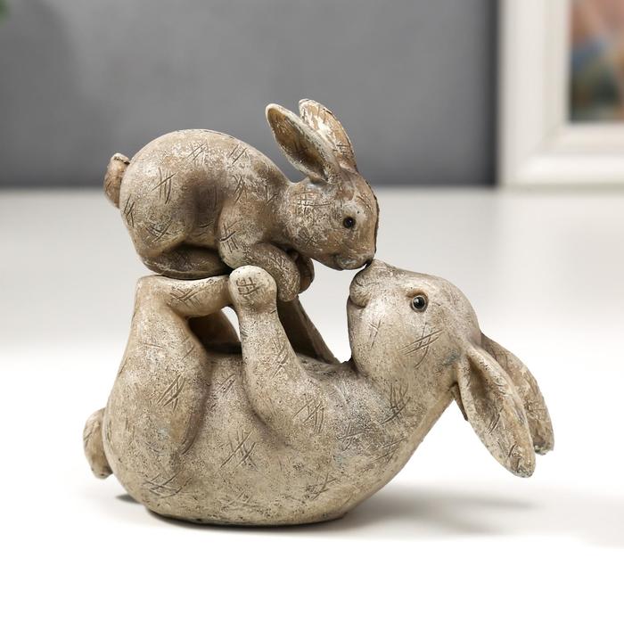 Сувенир полистоун "Зайка с зайчиком" набор 2 шт 10,5х5,5х11,5 см
Сувенир полистоун "Зайка с зайчиком" набор 2 шт 10,5х5,5х11,5 см