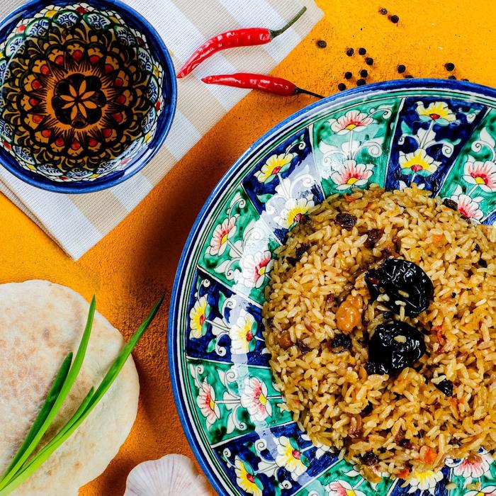 Плов узбекский "Праздничный" с черносливом, 525г, консервированный
Плов узбекский "Праздничный" с черносливом, 525г, консервированный