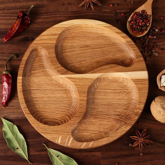Тарелка-доска для закусок и нарезки "Бир", d-20 см, массив дуба
Тарелка-доска для закусок и нарезки "Бир", d-20 см, массив дуба