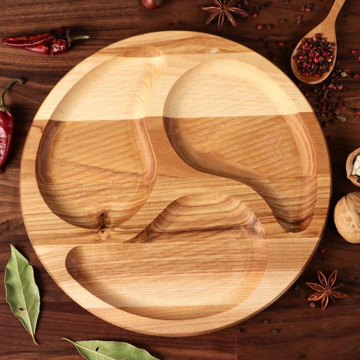 Тарелка-доска для закусок и нарезки "Бир", d-25 см, массив ясеня
Тарелка-доска для закусок и нарезки "Бир", d-25 см, массив ясеня