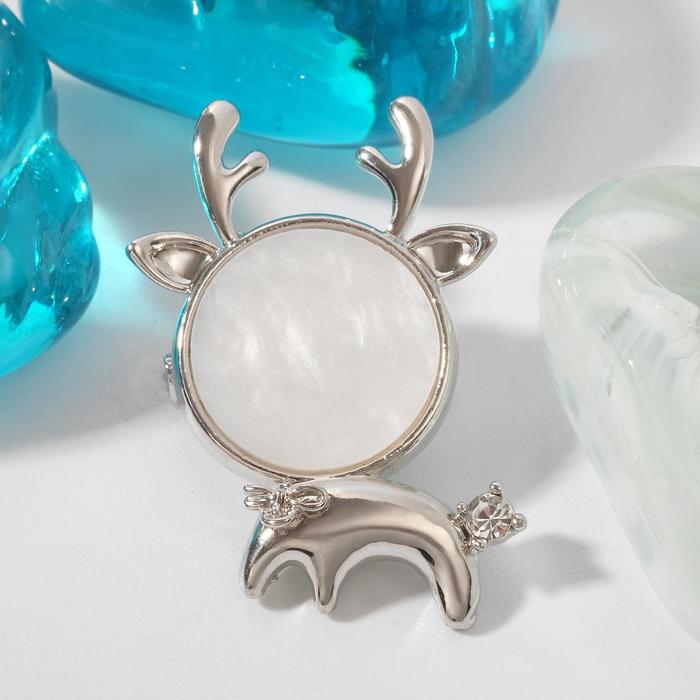 Брошь "Оленёнок" малелькая, цвет белый в серебре