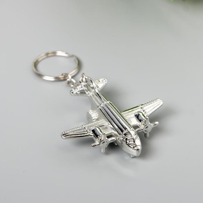 Брелок пластик под металл "Самолет" 5х5х1,3 см
Брелок пластик под металл "Самолет" 5х5х1,3 см