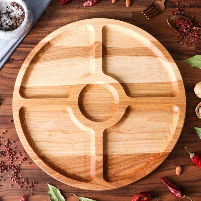 Менажница деревянная "Круглая", с разделочной доской, d-35 см, массив ясеня
Менажница деревянная "Круглая", с разделочной доской, d-35 см, массив ясеня