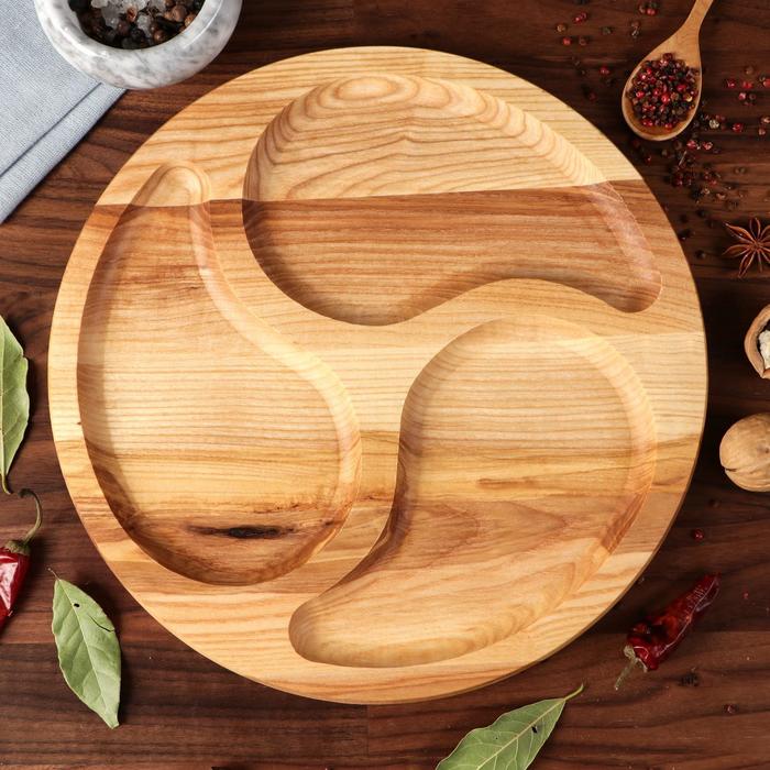 Менажница деревянная "Бир", с разделочной доской, d=30 см, массив ясеня
Менажница деревянная "Бир", с разделочной доской, d=30 см, массив ясеня