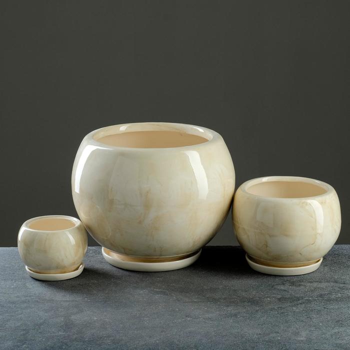 Набор горшков 3 шт. "Шар" белый: 16 л, 3,7 л, 0,7 л
Набор горшков 3 шт. "Шар" белый: 16 л, 3,7 л, 0,7 л