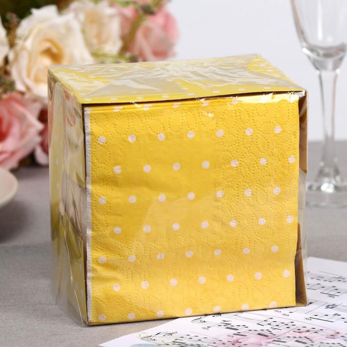 Салфетки бумажные жёлтые «Перышко. В горошек», 2 слоя, 24*24 см, 85 шт., микс
Салфетки бумажные жёлтые «Перышко. В горошек», 2 слоя, 24*24 см, 85 шт., микс