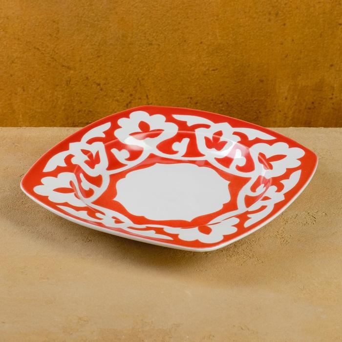 Тарелка квадратная Пахта красная 22см
Тарелка квадратная Пахта красная 22см
