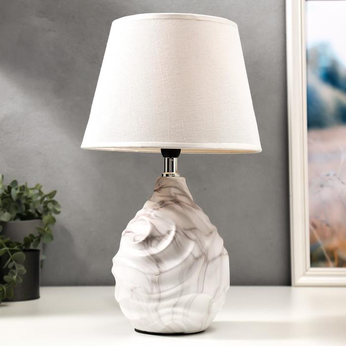 Лампа настольная 16429/1WT E14 40Вт бело-серый 22,5х22,5х37 см
Лампа настольная 16429/1WT E14 40Вт бело-серый 22,5х22,5х37 см