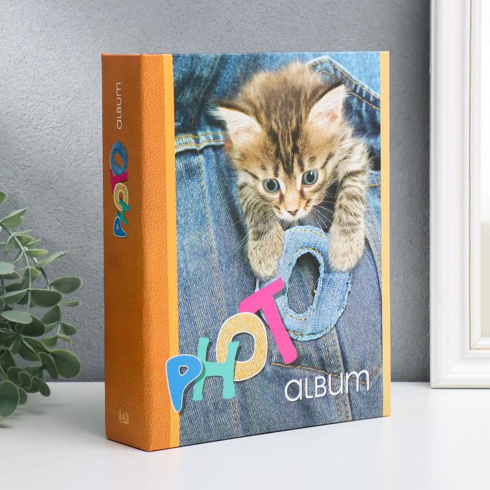 Фотоальбом "Котик" на 200 фото, 50 листов, 10х15 см
Фотоальбом "Котик" на 200 фото, 50 листов, 10х15 см