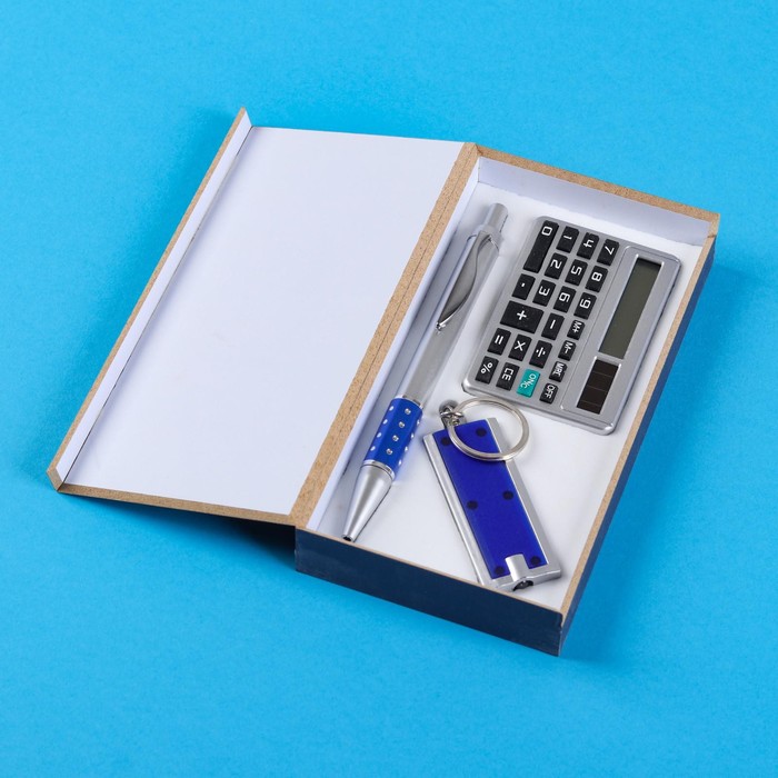 Набор подарочный 3в1 (ручка, калькулятор, фонарик синий)
Набор подарочный 3в1 (ручка, калькулятор, фонарик синий)