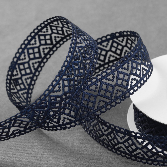 Лента фигурная «Ромбы резные», 25 мм, 9 ± 0,5 м, цвет тёмно-синий
Лента фигурная «Ромбы резные», 25 мм, 9 ± 0,5 м, цвет тёмно-синий