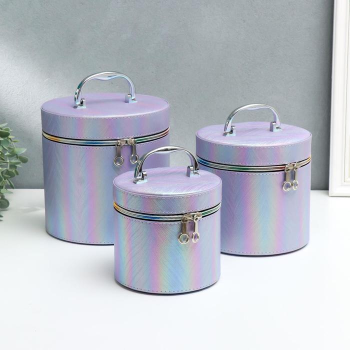 Шкатулка кожзам с зеркалом "Полосы сирень" н-р 3шт 14х14х14 17,5х17,5х17,5 20х20х20см
Шкатулка кожзам с зеркалом "Полосы сирень" н-р 3шт 14х14х14 17,5х17,5х17,5 20х20х20см