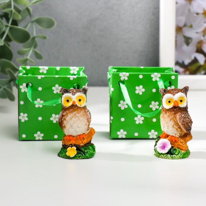 Сувенир полистоун "Филин на полянке с цветами" МИКС 5х2,7х2,5 см 
Сувенир полистоун "Филин на полянке с цветами" МИКС 5х2,7х2,5 см