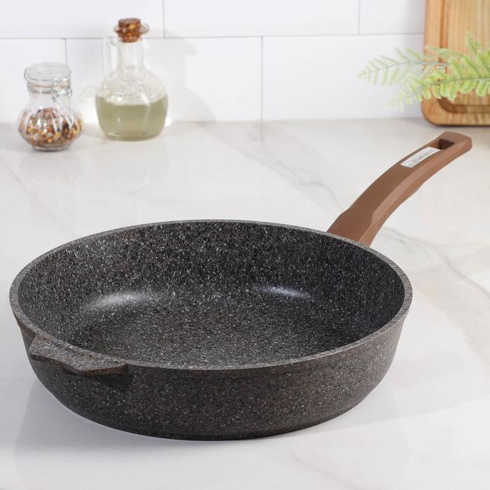 Сковорода Premium, d=30 см, пластиковая ручка, антипригарное покрытие, цвет коричневый
Сковорода Premium, d=30 см, пластиковая ручка, антипригарное покрытие, цвет коричневый