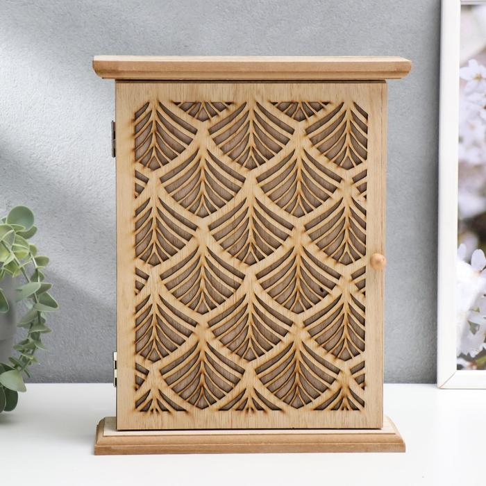 Ключница дерево 6 крючков "Пальмовые листья" резьба 26,5х21х7 см
Ключница дерево 6 крючков "Пальмовые листья" резьба 26,5х21х7 см