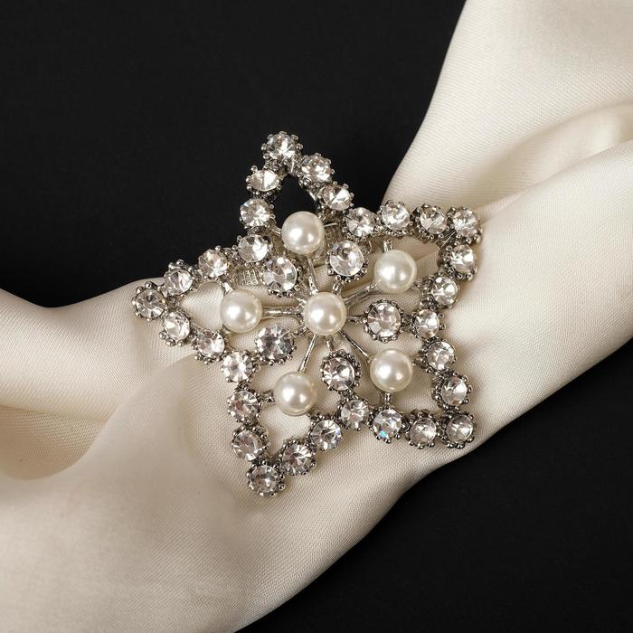 Зажим для платка "Снежинка", цвет белый в серебре
Зажим для платка "Снежинка", цвет белый в серебре