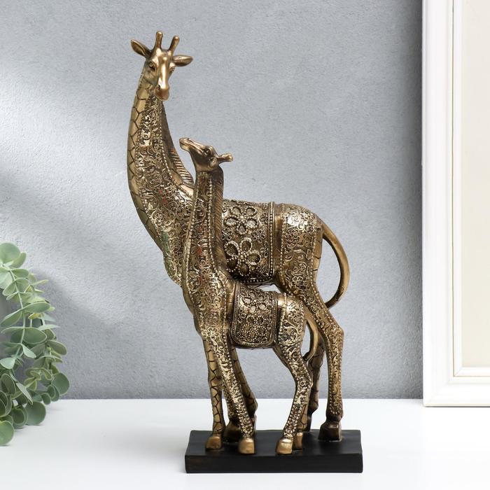 Сувенир полистоун "Жираф с малышом - цветы на попоне" золото 34х17х9,5 см см
Сувенир полистоун "Жираф с малышом - цветы на попоне" золото 34х17х9,5 см см