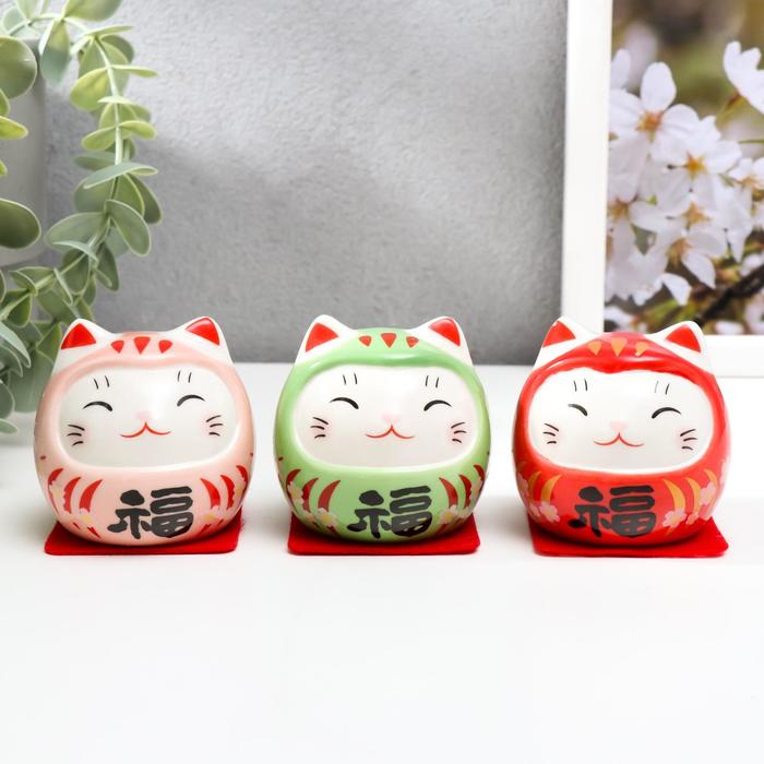 Сувенир керамика "Манэки-нэко в костюмчике на коврике" МИКС 5,2х5,5х5 см
Сувенир керамика "Манэки-нэко в костюмчике на коврике" МИКС 5,2х5,5х5 см