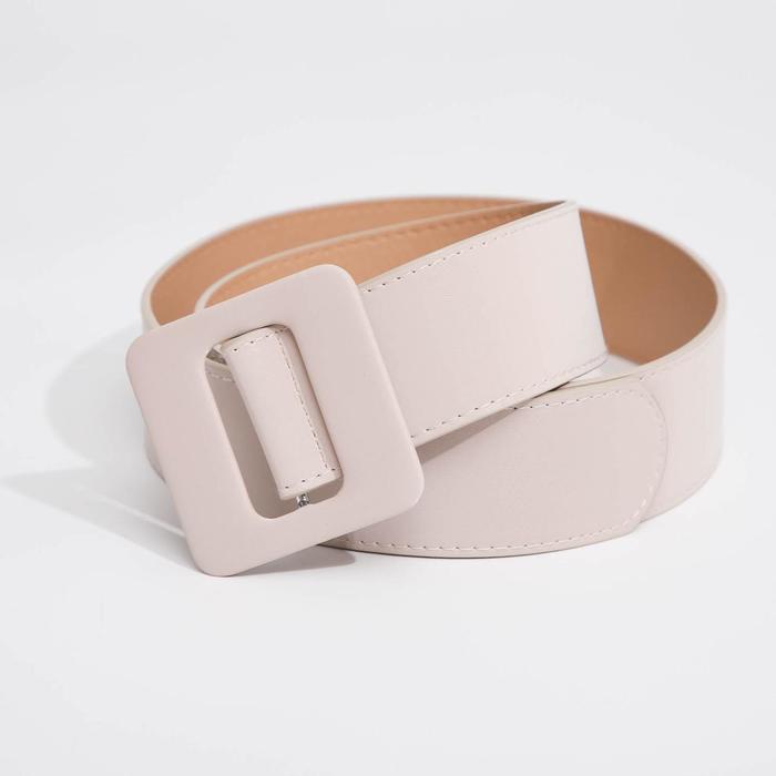 Ремень женский, ширина 7,8 гладкий, затяжка, цвет серый
Ремень женский, ширина 7,8 гладкий, затяжка, цвет серый