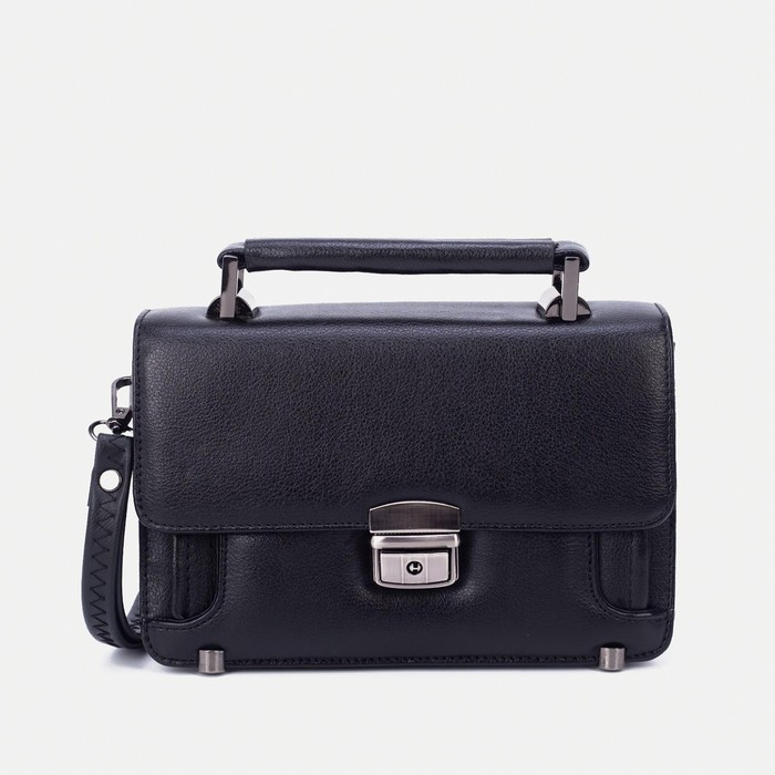 Барсетка на клапане, цвет чёрный
Барсетка на клапане, цвет чёрный