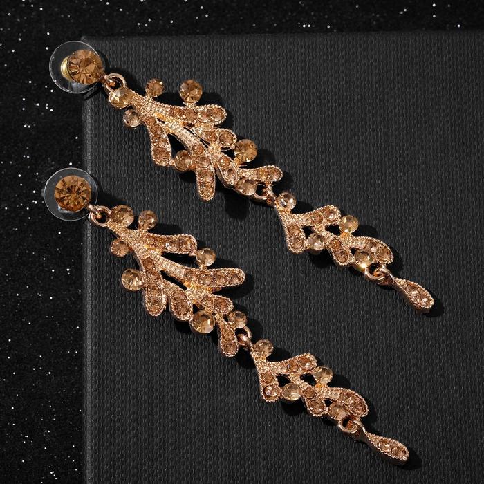 Серьги висячие со стразами "Вечеринка" капли роскоши, цвет золото
Серьги висячие со стразами "Вечеринка" капли роскоши, цвет золото