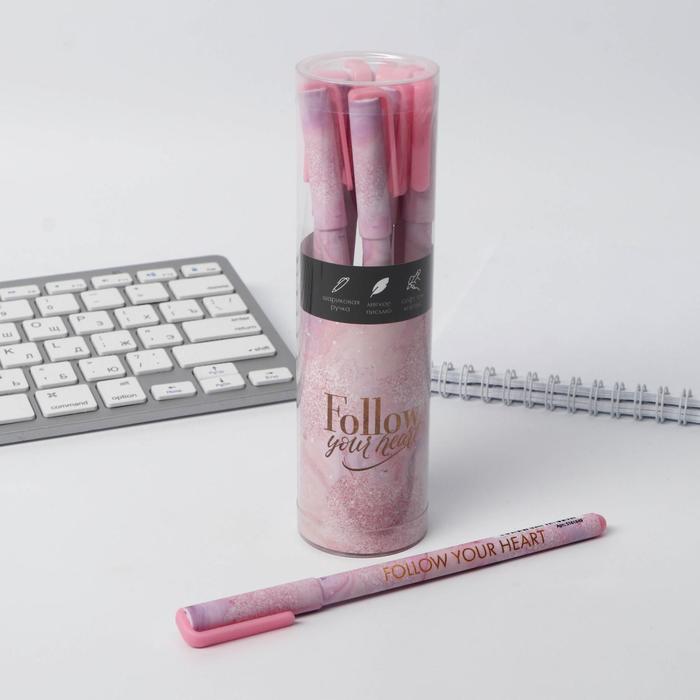 Ручка с колпачком и нанесением soft-touch Follow, синяя паста, 0,7 мм, цена за 1 шт
Ручка с колпачком и нанесением soft-touch Follow, синяя паста, 0,7 мм, цена за 1 шт