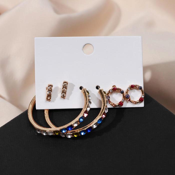 Серьги набор 3 пары "Калейдоскоп" формы, цветные в золоте
Серьги набор 3 пары "Калейдоскоп" формы, цветные в золоте