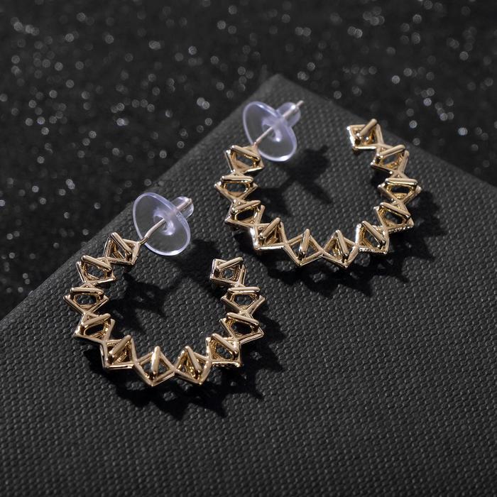 Серьги-кольца "Острота" ромбы, цвет золото, d=3
Серьги-кольца "Острота" ромбы, цвет золото, d=3